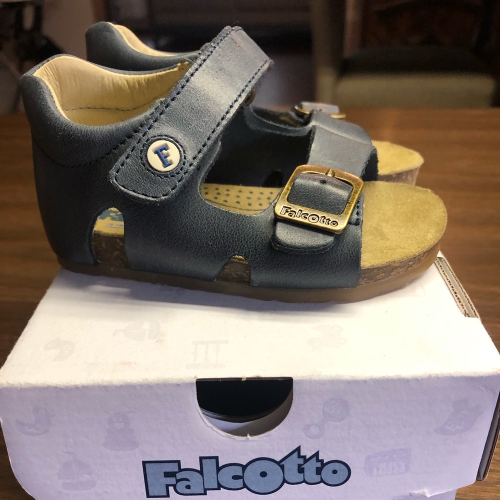 Naturino Boy sandal size 21 (6)